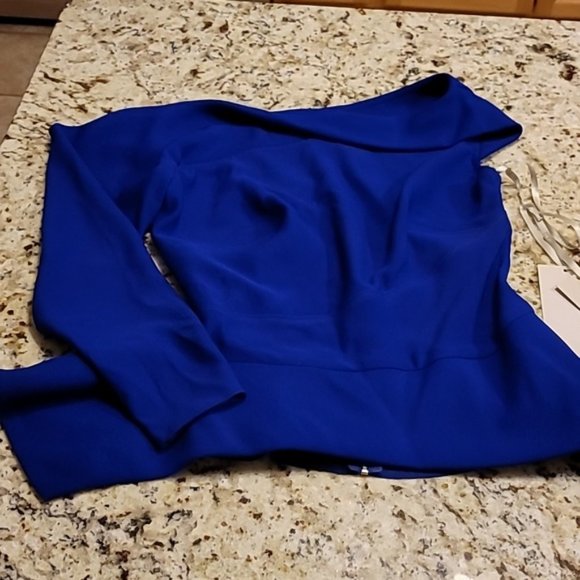 Gemy Maalouf ASYMMETRICAL BLUE ONE-SHOULDER TOP - Picture 3 of 4